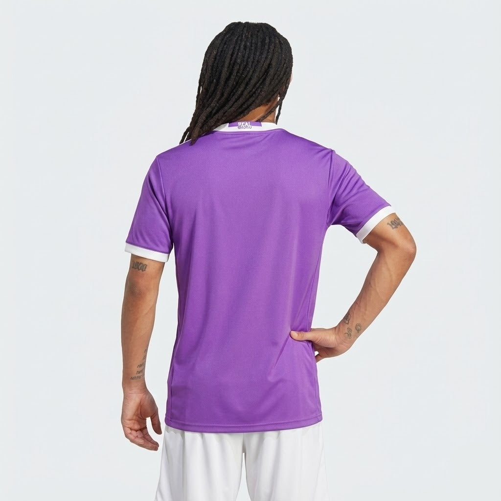 Camisa Retrô Real Madrid 2017/18 III — imagem 2