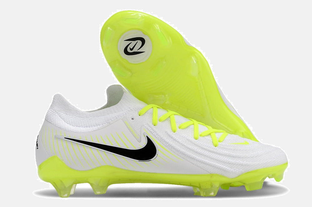 Chuteira Nike Phantom GX II FG - Branca e Verde