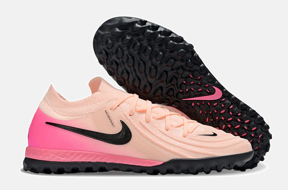 Chuteira Society Nike Phantom GX II TF - Rosa e Preta