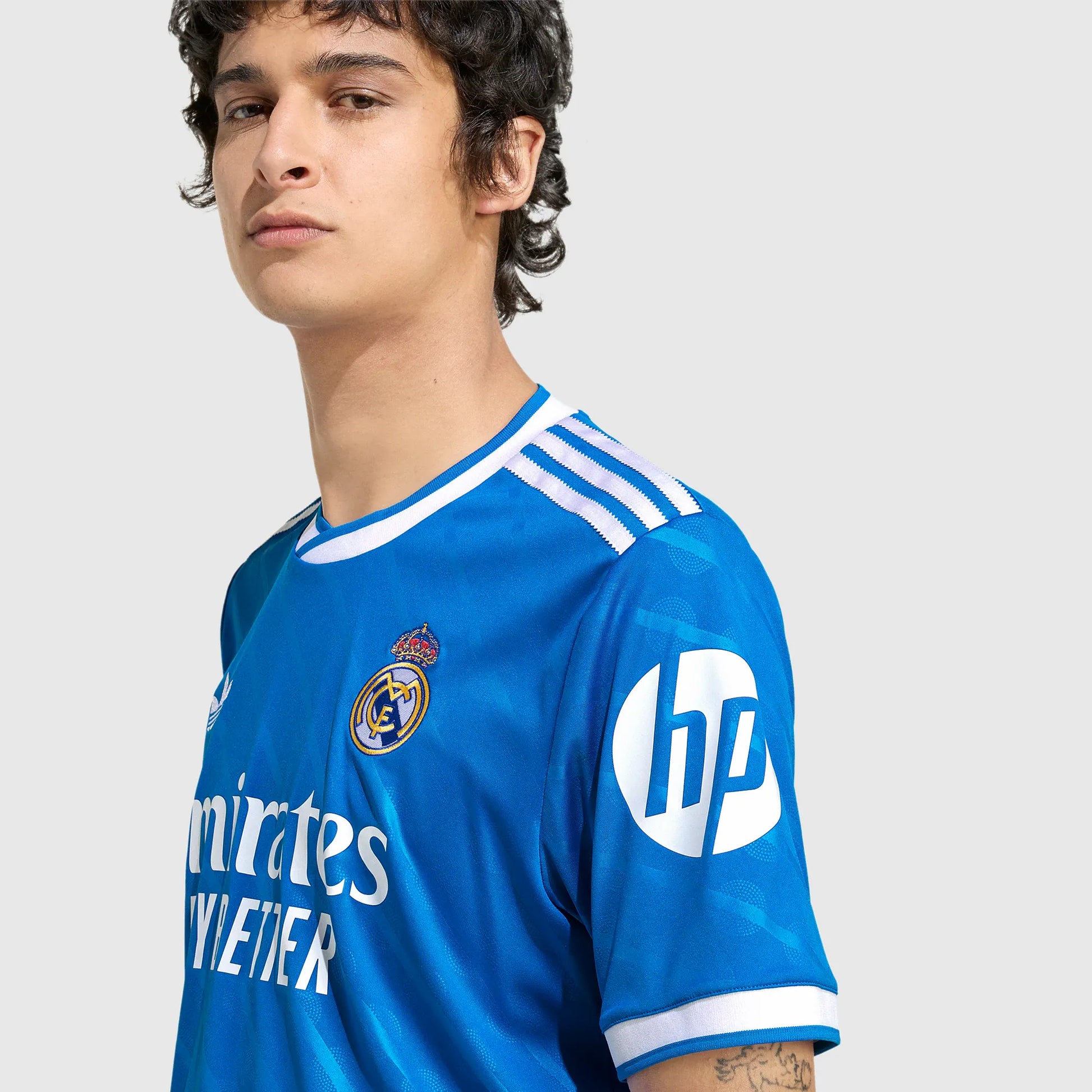 Camisa adidas Real Madrid 2025/26 III — imagem 5