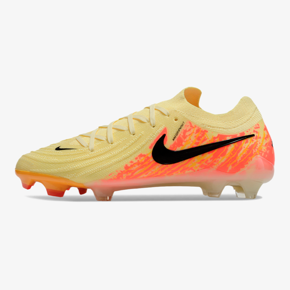 Chuteira Nike Phantom Luna Elite NU FG