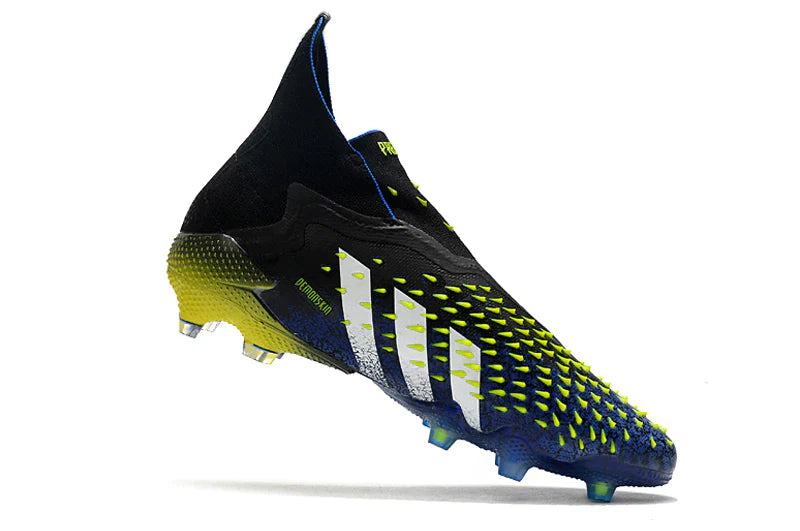 Chuteira Adidas Predator Freak+ FG