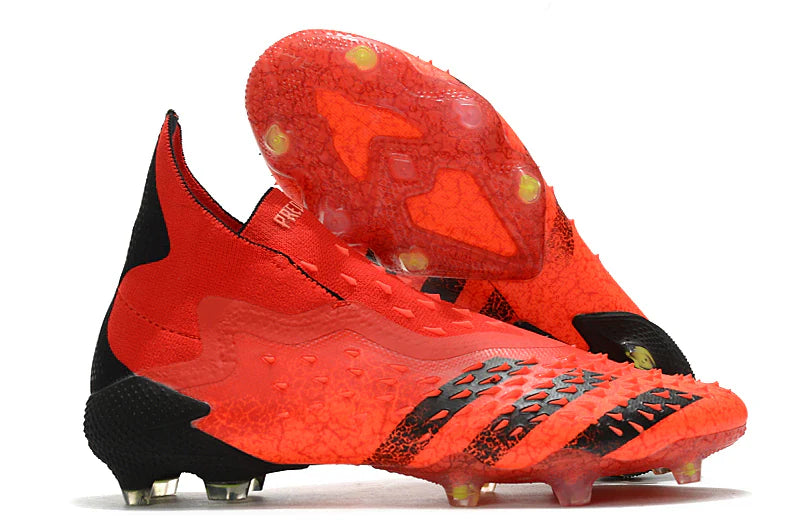 Chuteira Adidas Predator Freak+ FG