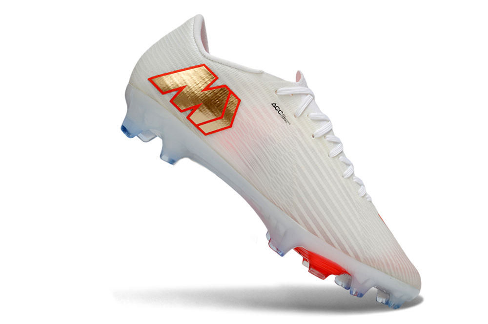 Chuteira Nike Air Zoom Mercurial Superfly 11 Elite FG - Branco e Laranjado