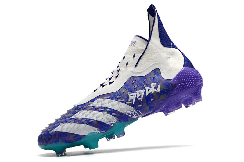 Chuteira Adidas Predator Freak+ FG