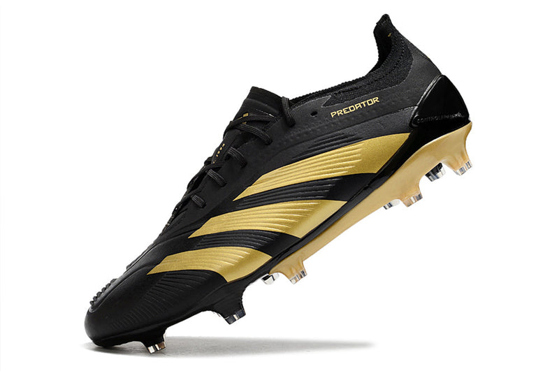 Chuteira Adidas Predator Elite FG - Dourada e Preta