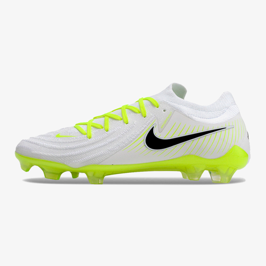 Chuteira Nike Phantom GX II FG - Branca e Verde