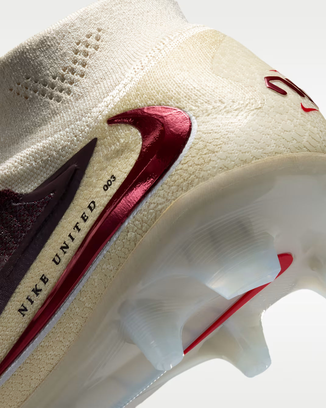 Chuteira Nike Phantom 6 United Elite FG - Vermelha - vista traseira