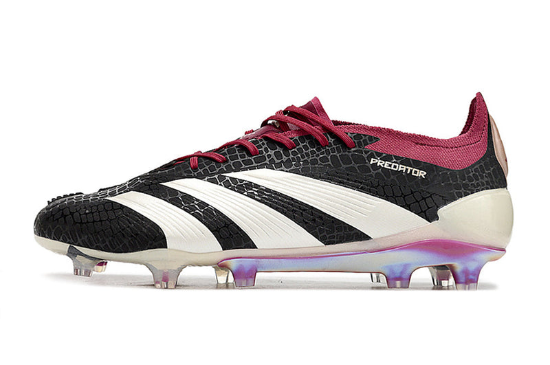 Chuteira Adidas Predator Elite FG - Branca e Preta