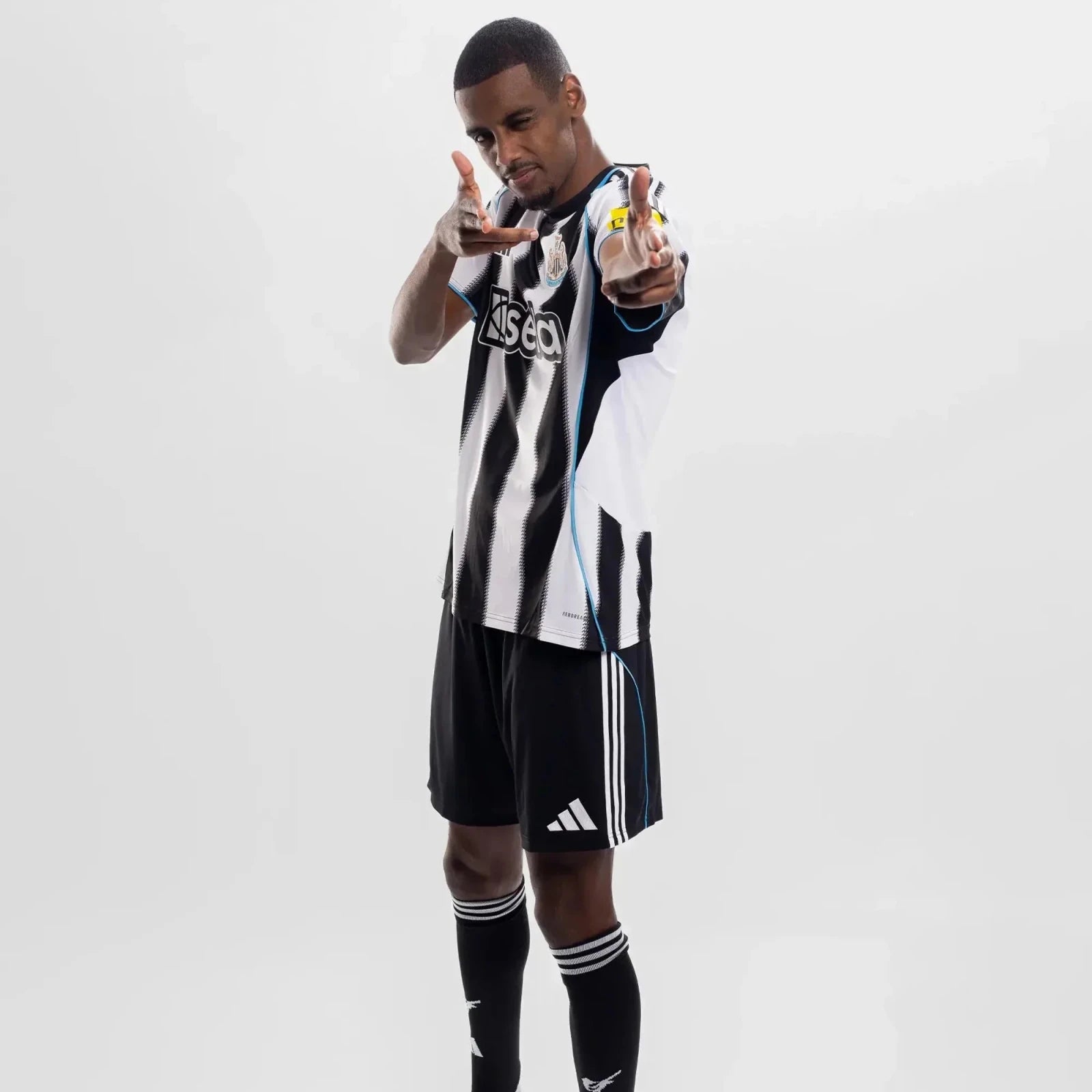 Camisa adidas Newcastle 2025/26 I - MAGNUM SPORT*