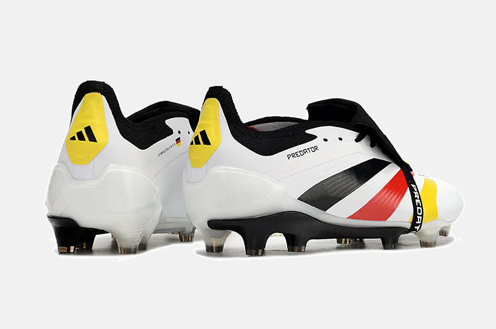 Chuteira Adidas Predator Elite Tongue FG - Branca e Preta