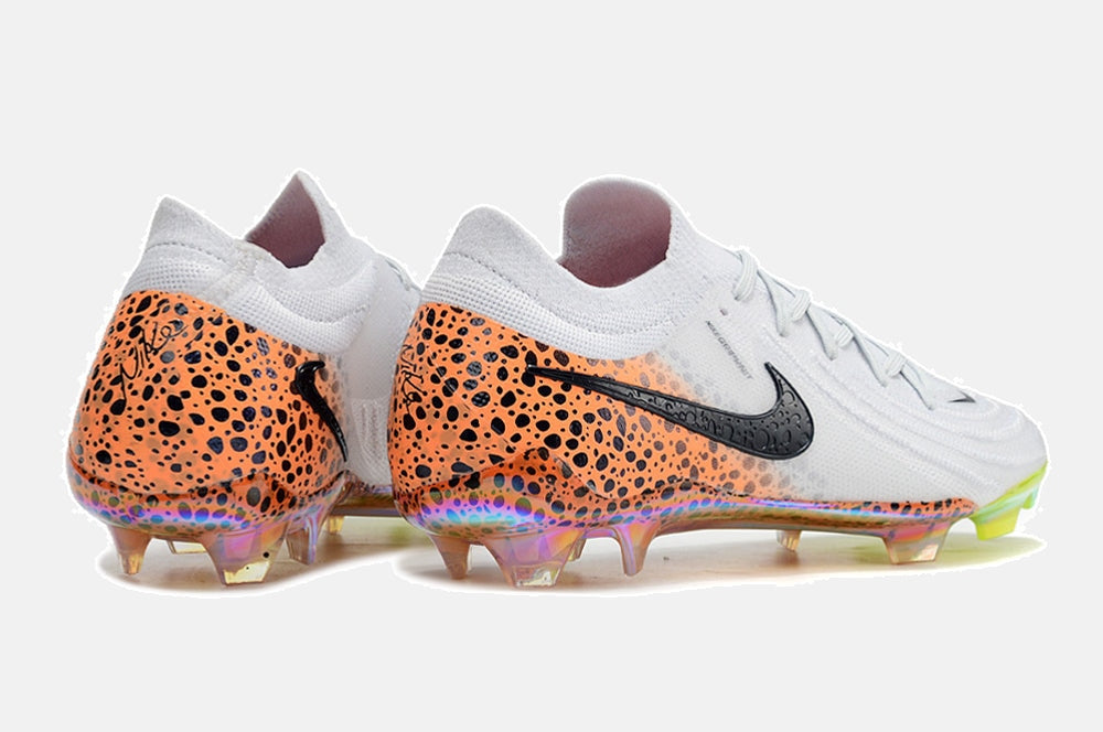 Chuteira Nike Phantom GX II FG