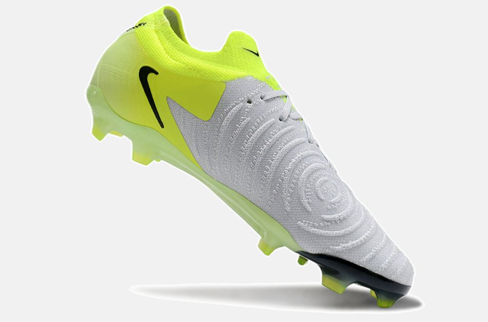 Chuteira Nike Phantom GX II FG - Verde e Branco - Pack Mad Voltage