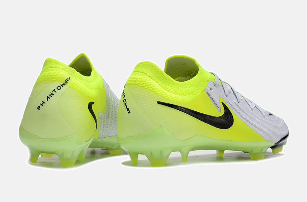 Chuteira Nike Phantom GX II FG - Verde e Branco - Pack Mad Voltage