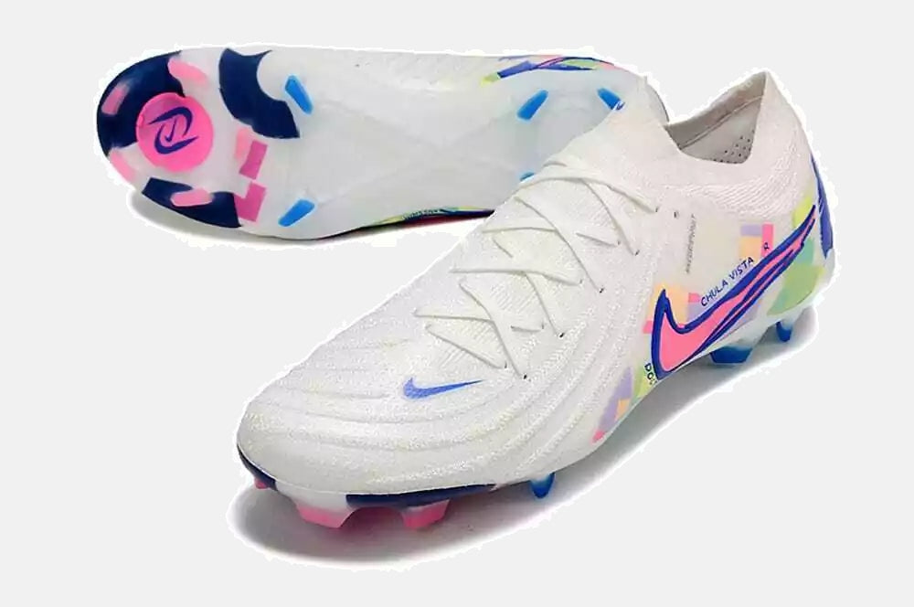 Chuteira Nike Phantom GX II Edição especial FG