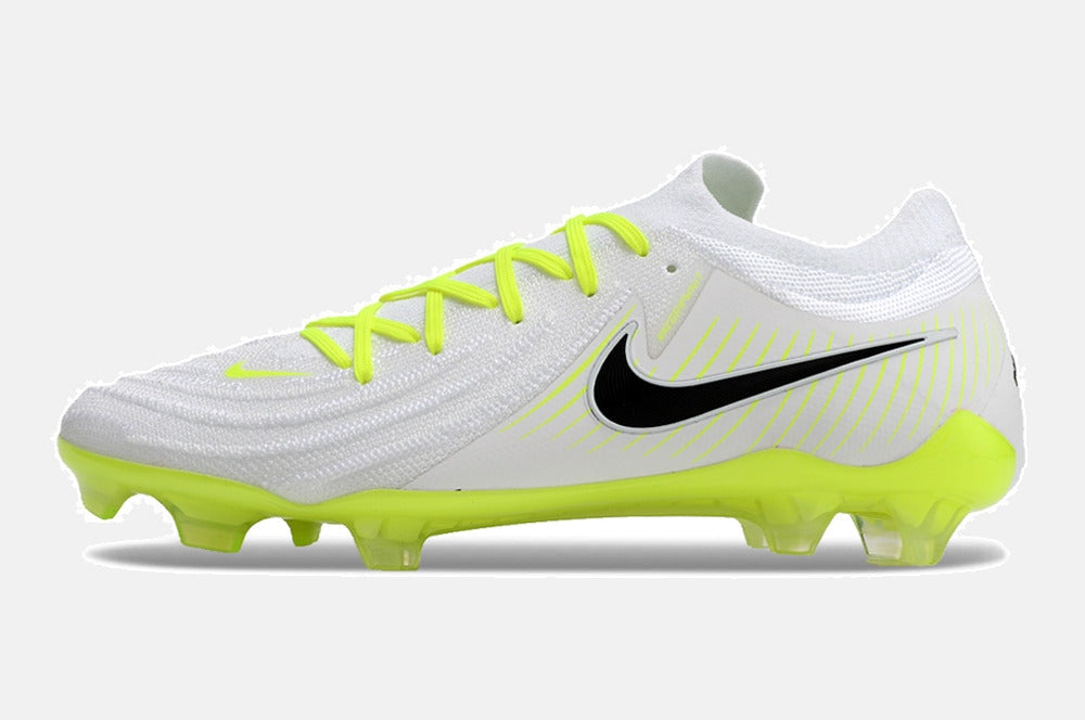 Chuteira Nike Phantom GX II FG - Branca e Verde