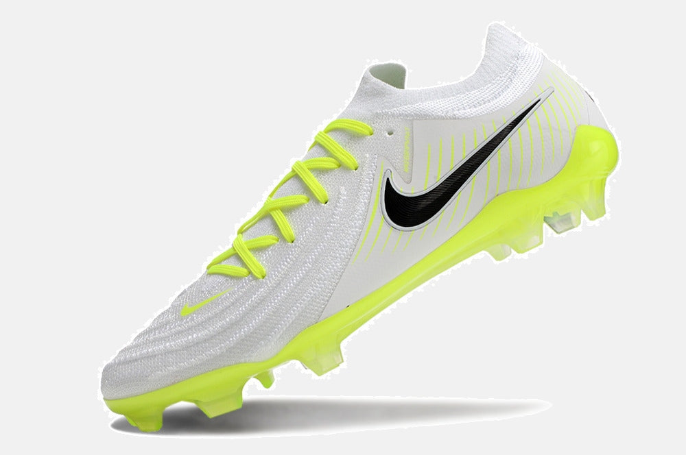 Chuteira Nike Phantom GX II FG - Branca e Verde