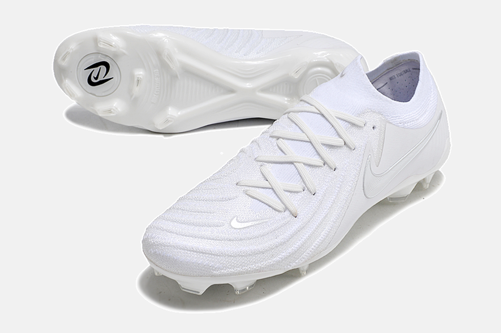 Chuteira Nike Phantom GX II FG - Branca