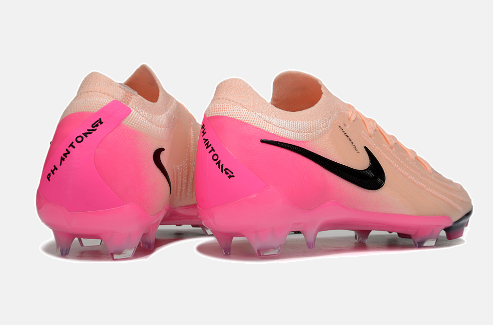 Chuteira Nike Phantom GX II FG - Rosa e Preta - Pack Prism
