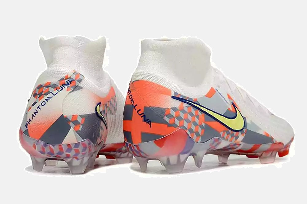Chuteira Nike Phantom Luna II FG