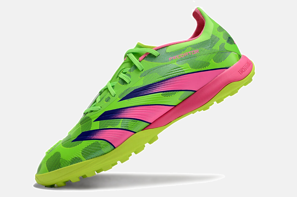 Chuteira Society Adidas Predator Elite TF - Verde e Rosa - vista traseira