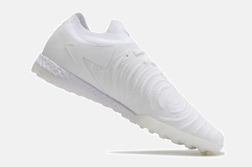 Chuteira Society Nike Phantom GX II TF - vista traseira