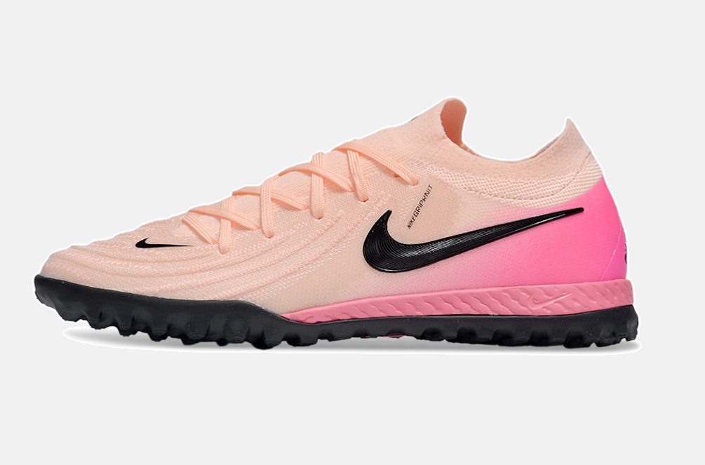 Chuteira Society Nike Phantom GX II TF - Rosa e Preta