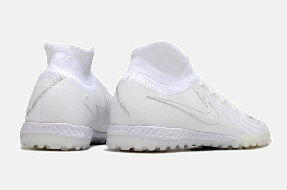 Chuteira Society Nike Phantom Luna II TF