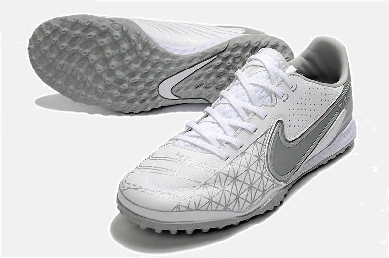 Chuteira Society Nike Tiempo Legend 9 TF - detalhe