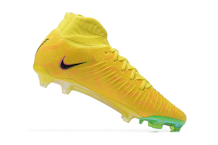 Chuteira Nike Phantom Luna Elite FG