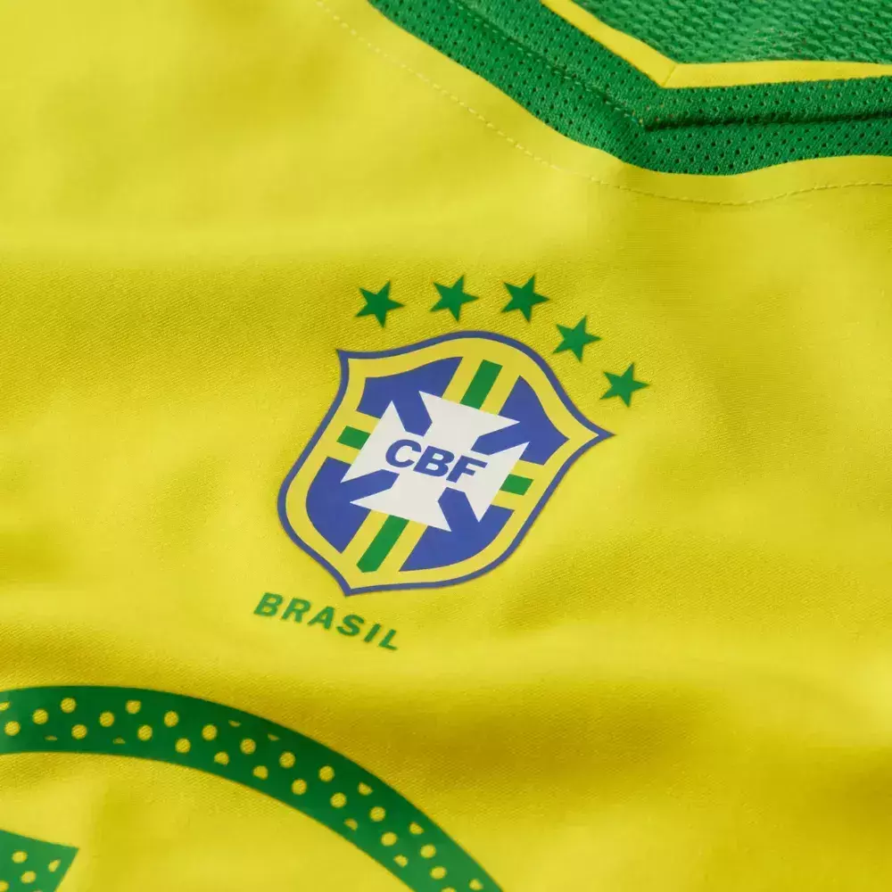 Camisa Seleção Brasileira Retrô 2004/05 Ronaldinho N° 10 Total 90 — imagem 3