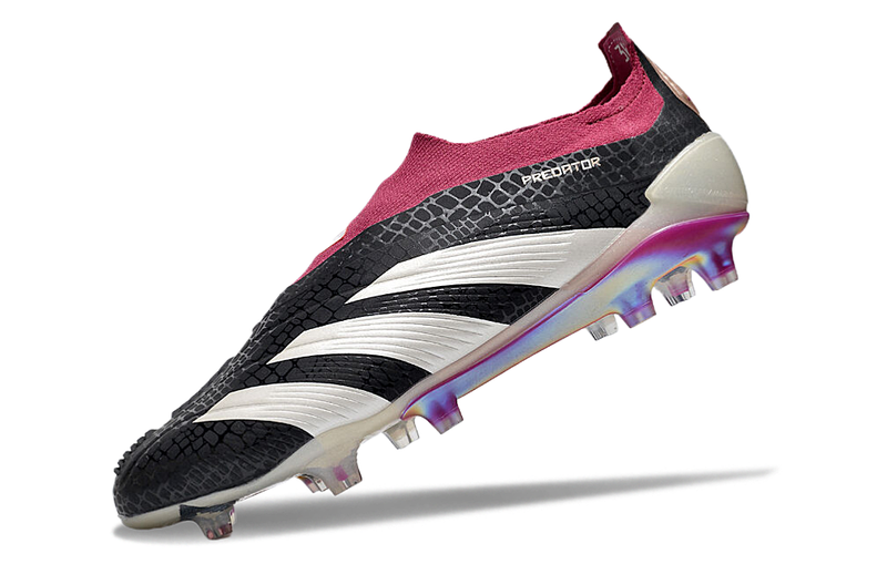 Chuteira Adidas Predator Elite Laceless FG - Preta e Branca