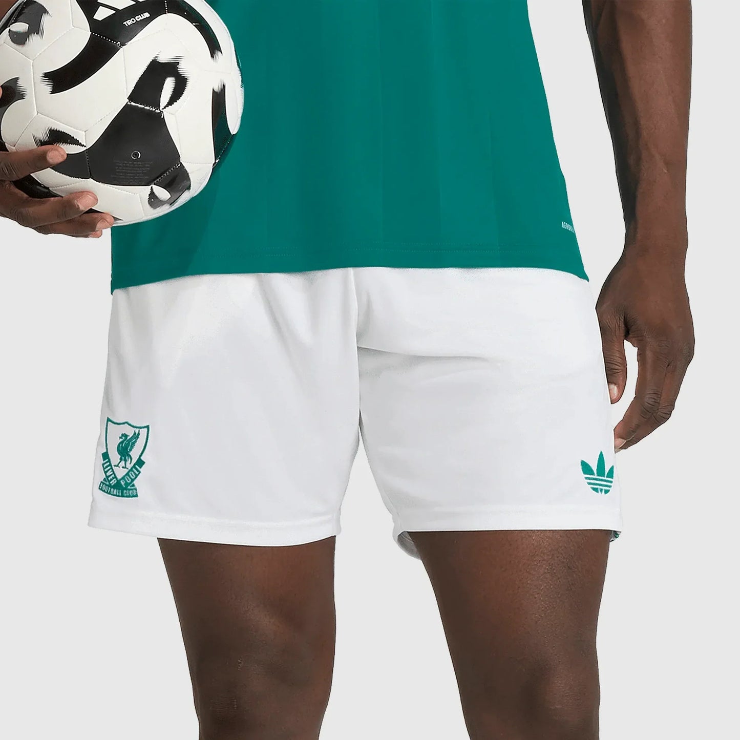 Shorts Adidas Liverpool 2025/26 III — imagem 2