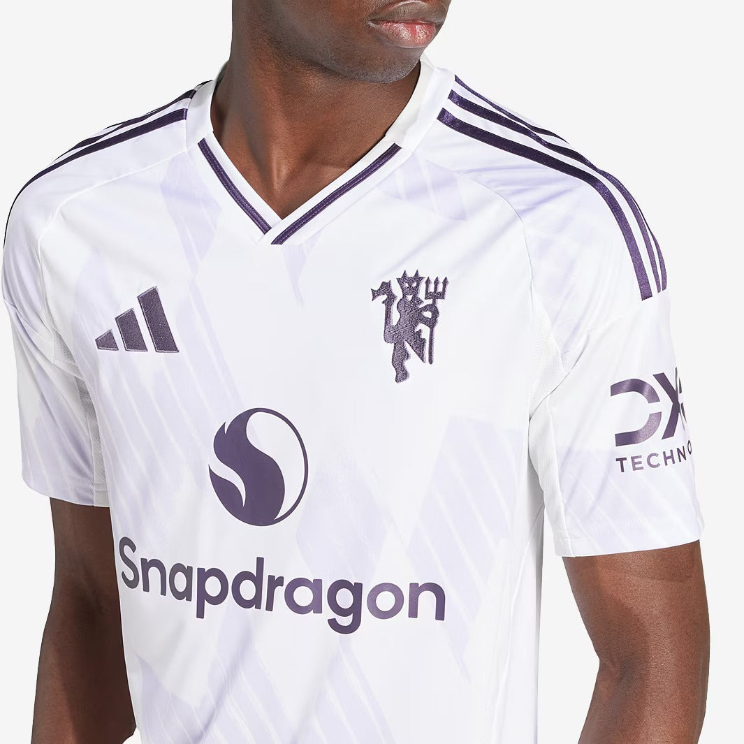 Camisa adidas Manchester United 2025/26 II Torcedor — imagem 4