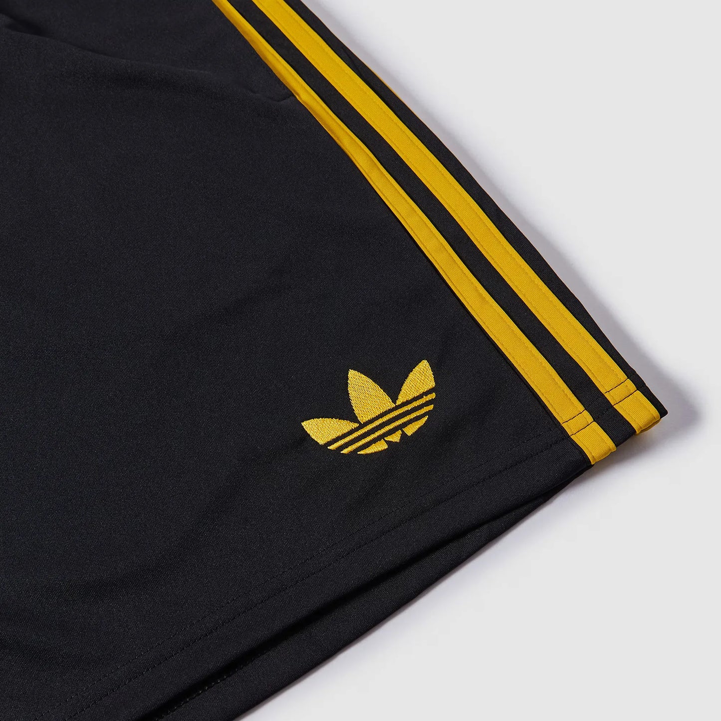 Shorts adidas Manchester United 2025/26 III — imagem 3