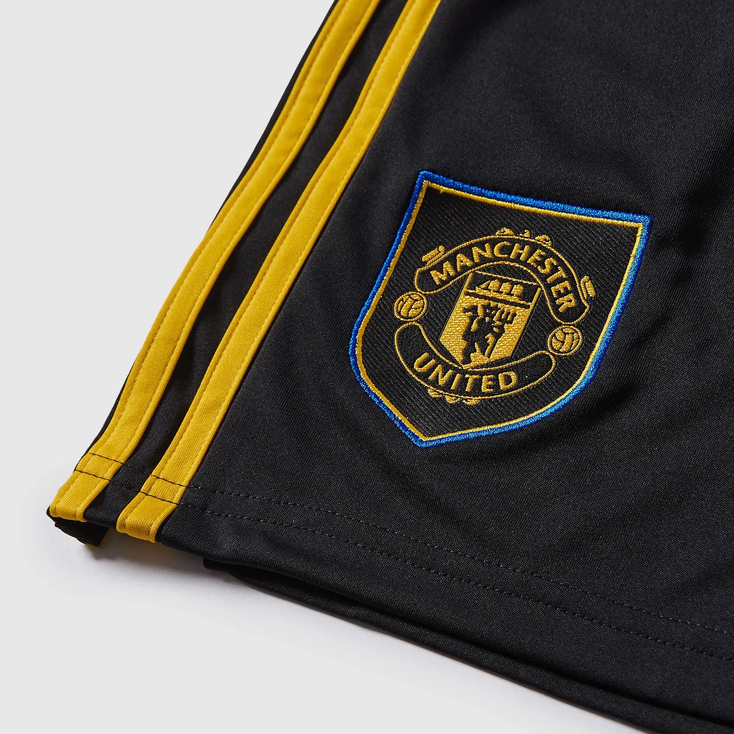Shorts adidas Manchester United 2025/26 III — imagem 4