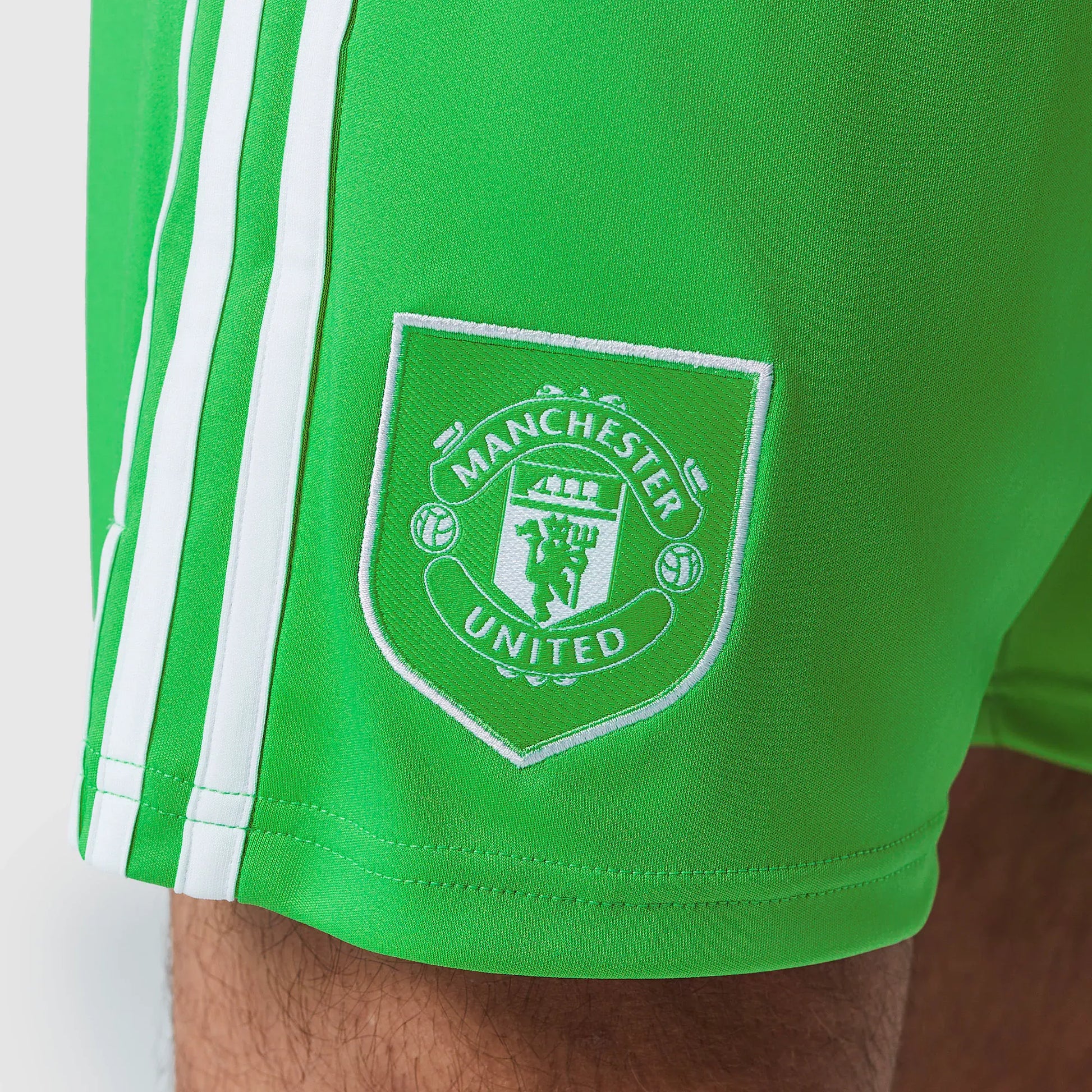 Shorts adidas Manchester United 2025/26 III Goleiro — imagem 6