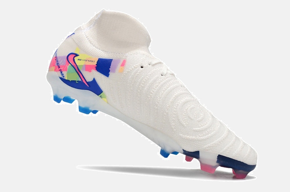 Chuteira Nike Phantom Luna Elite NU FG