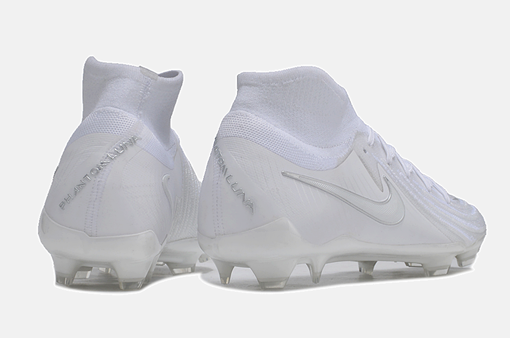 Chuteira Nike Phantom Luna Elite NU FG