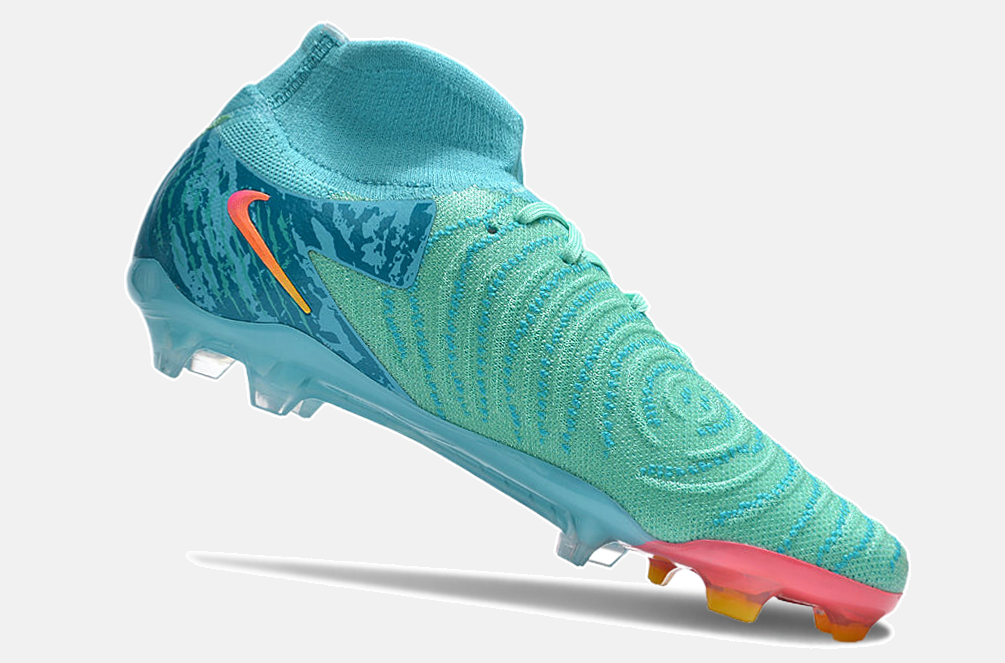 Chuteira Nike Phantom Luna Elite NU FG