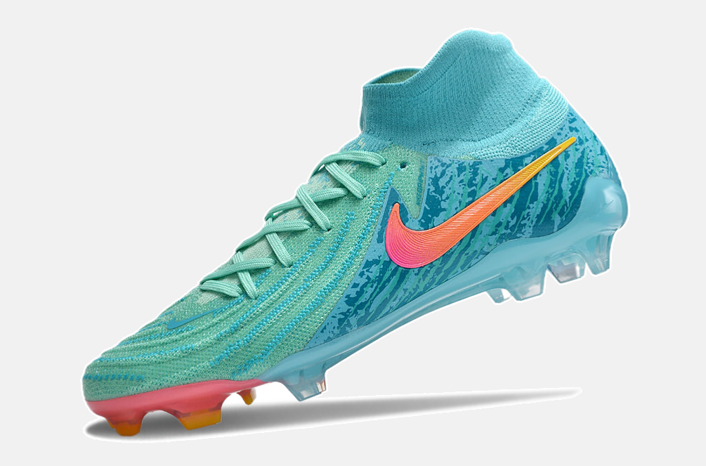 Chuteira Nike Phantom Luna Elite NU FG