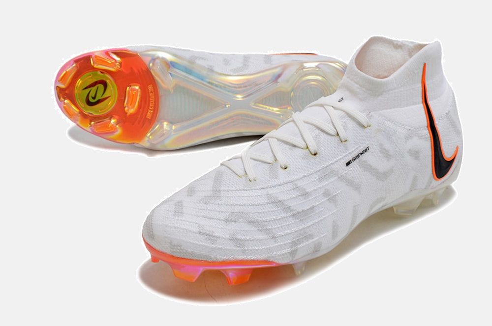 Chuteira Nike Phantom Luna Elite NU FG
