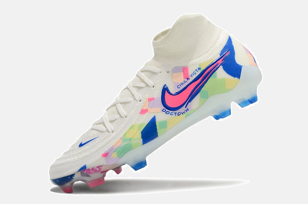 Chuteira Nike Phantom Luna Elite NU FG