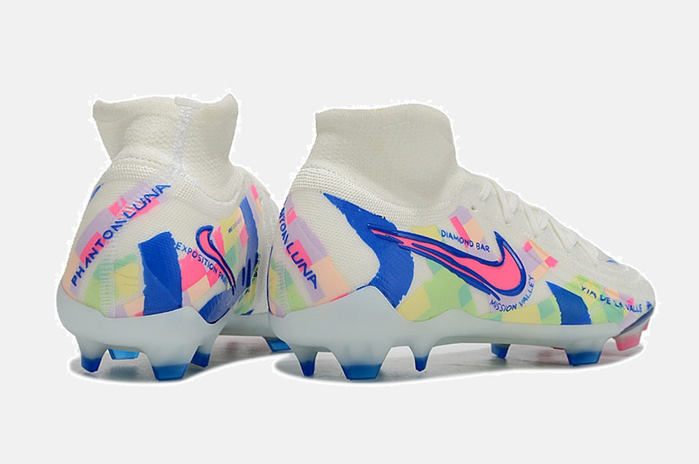 Chuteira Nike Phantom Luna Elite NU FG